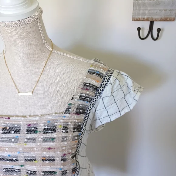 Entro Flutter Sleeve Boho Babydoll Style Top - Picture 6 of 10